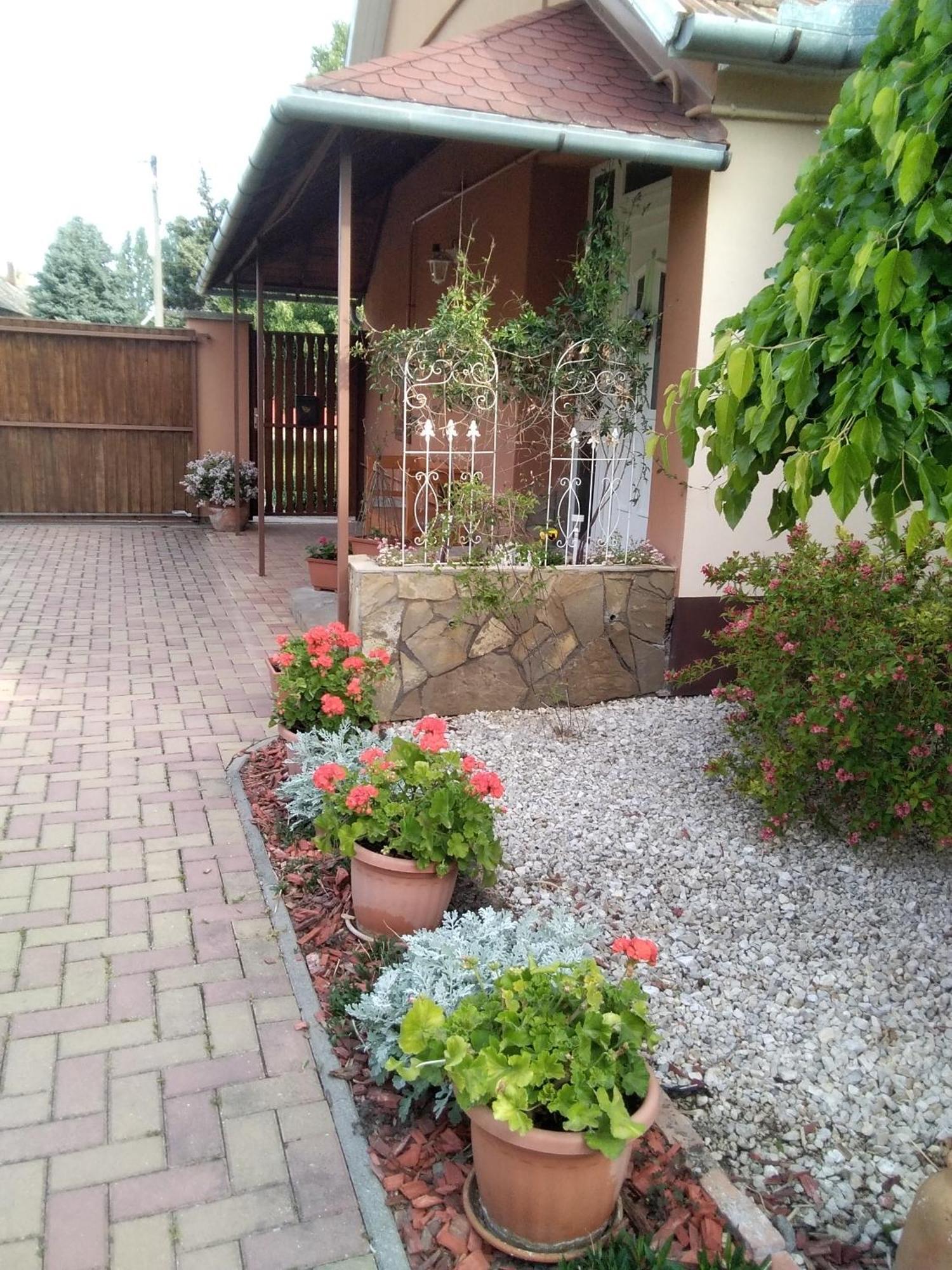 Harsfa Apartman Makó Εξωτερικό φωτογραφία